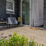 Mutak By Interhome Διαμέρισμα Vir