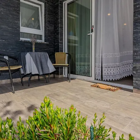 Mutak By Interhome Appartement Vir