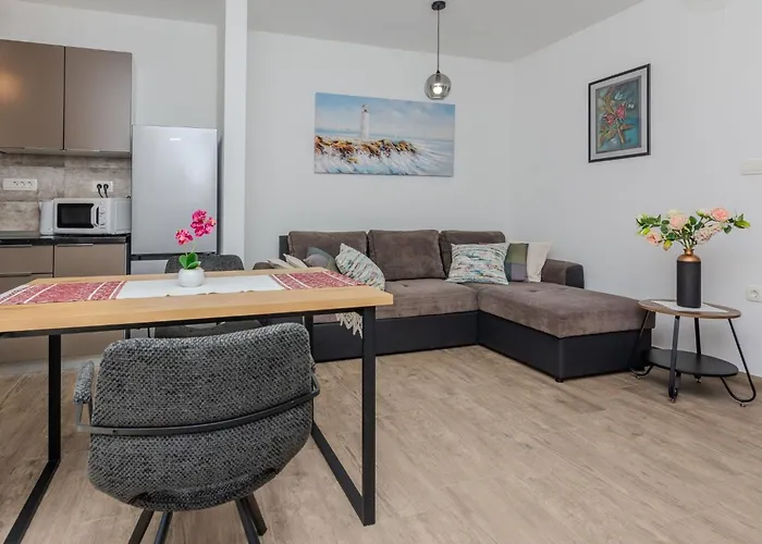 Mutak By Interhome *